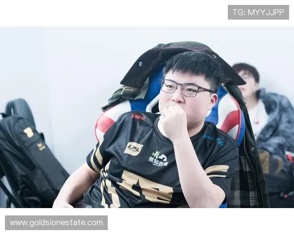 CSGO力量排行榜揭晓RNG战队强势跻身第五名引发热议